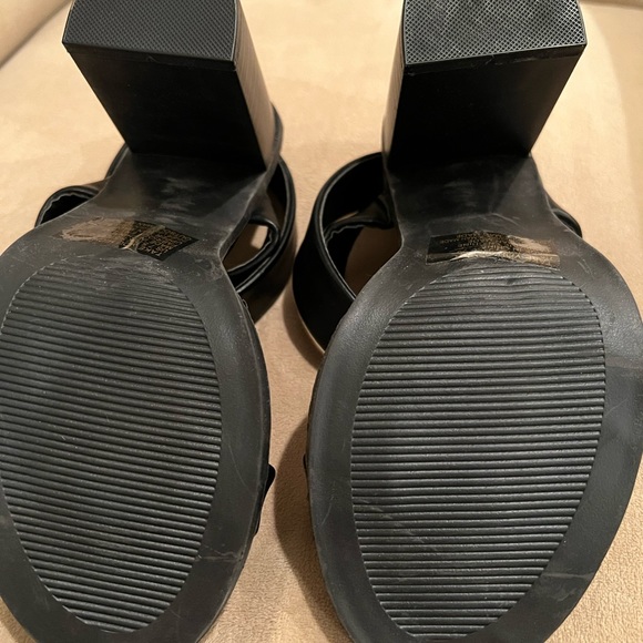 Justfab black criss cross ankle strap size 7.5 NWOT - Picture 5 of 5